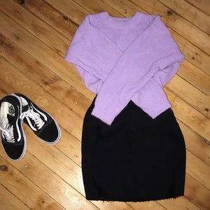 Light pastel purple knitted sweater